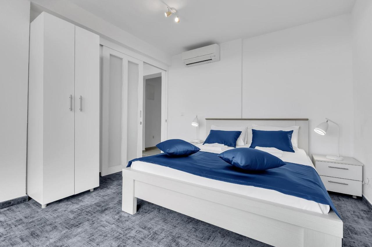 Lujnovic Apartman *